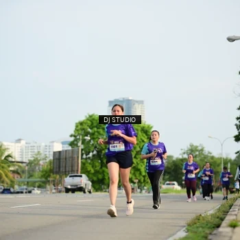Runner Photo 8355033