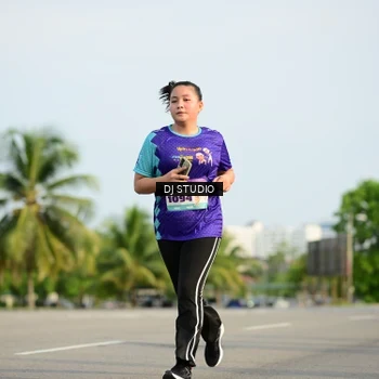 Runner Photo 8355055