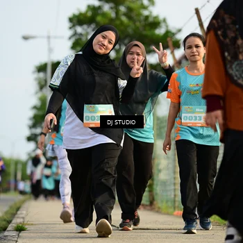 Runner Photo 8355062