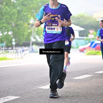 Runner Photo 8355087