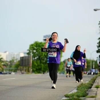 Runner Photo 8355091