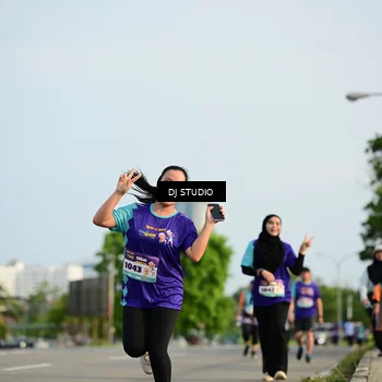 Runner Photo 8355097