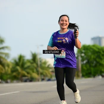 Runner Photo 8355100