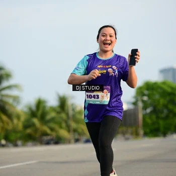 Runner Photo 8355106