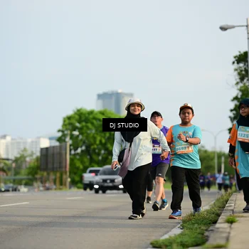 Runner Photo 8355145
