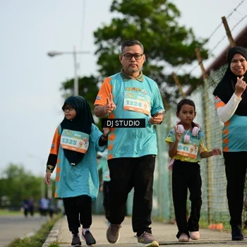 Runner Photo 8355158