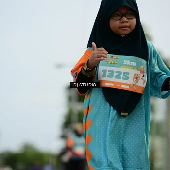 Runner Photo 8355173