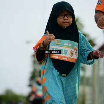 Runner Photo 8355174