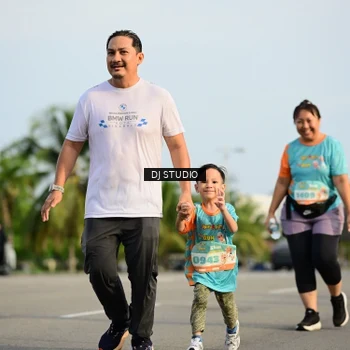 Runner Photo 8355198
