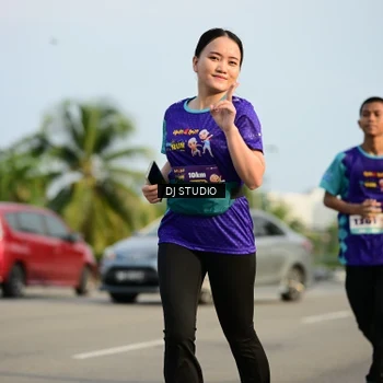 Runner Photo 8355237