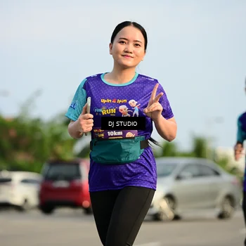 Runner Photo 8355243