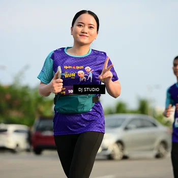 Runner Photo 8355244