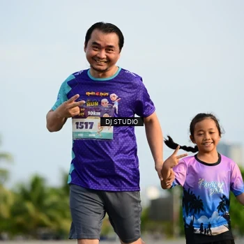 Runner Photo 8355254