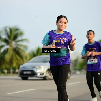 Runner Photo 8355260