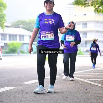 Runner Photo 8355276