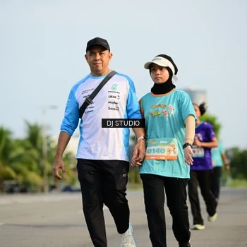 Runner Photo 8355277