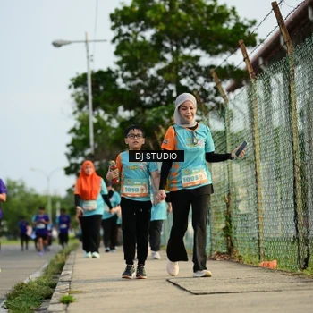 Runner Photo 8355287
