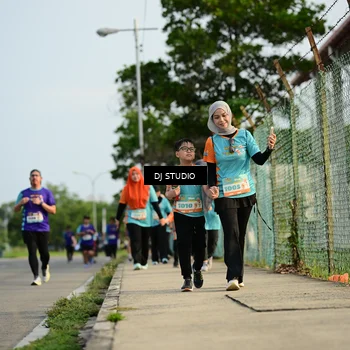 Runner Photo 8355290
