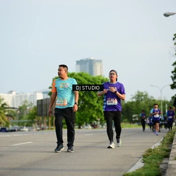Runner Photo 8355296