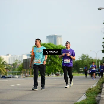 Runner Photo 8355303