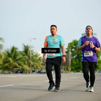 Runner Photo 8355307