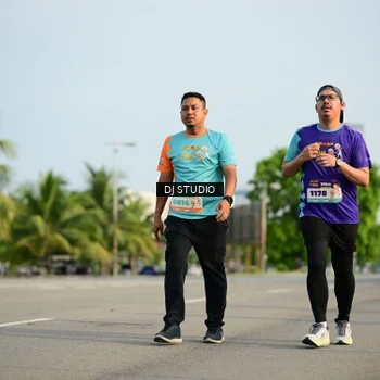 Runner Photo 8355312