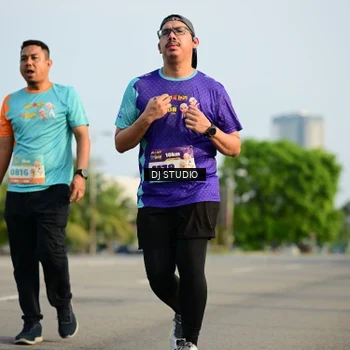 Runner Photo 8355318