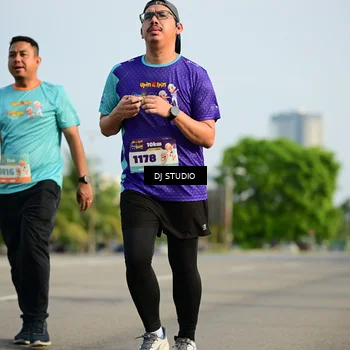 Runner Photo 8355320