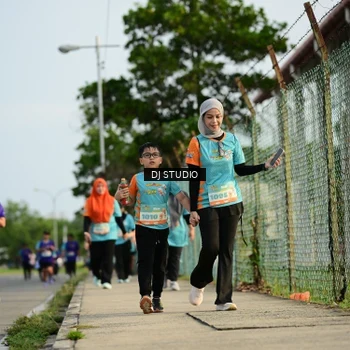 Runner Photo 8355321