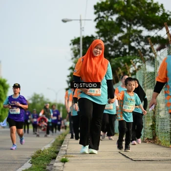 Runner Photo 8355326