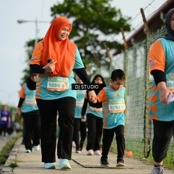 Runner Photo 8355337