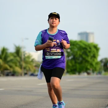 Runner Photo 8355338