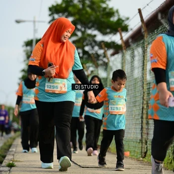 Runner Photo 8355339