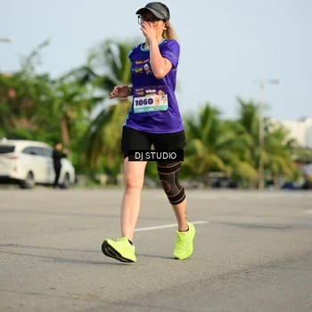 Runner Photo 8355355