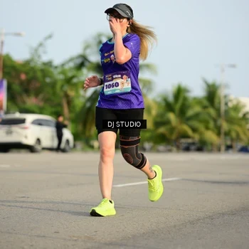Runner Photo 8355356