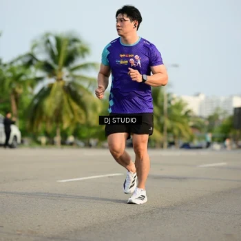 Runner Photo 8355362