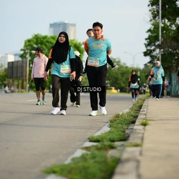 Runner Photo 8355370
