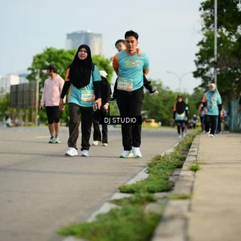 Runner Photo 8355386