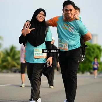 Runner Photo 8355387