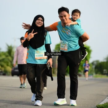 Runner Photo 8355388