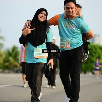 Runner Photo 8355389