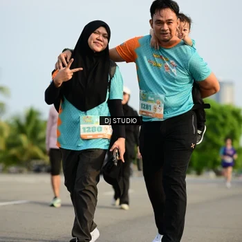 Runner Photo 8355391