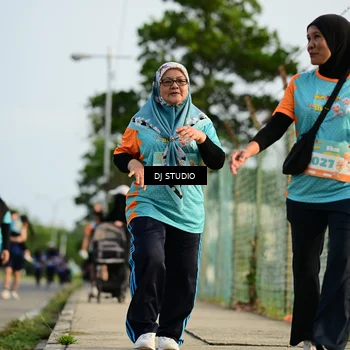 Runner Photo 8355423