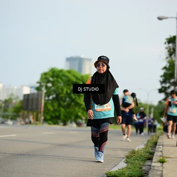 Runner Photo 8355439