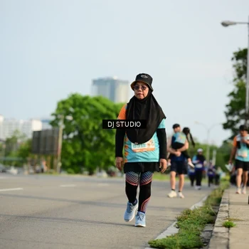 Runner Photo 8355483