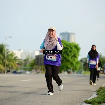 Runner Photo 8355484