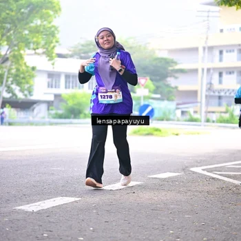 Runner Photo 8355490