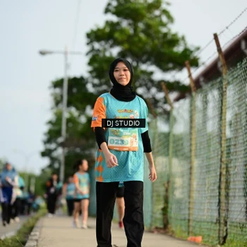 Runner Photo 8355504