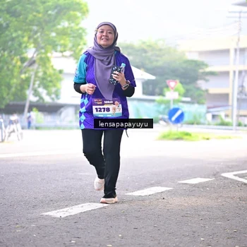 Runner Photo 8355505