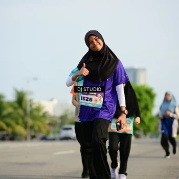 Runner Photo 8355511